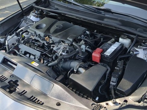 Certified 2019 Toyota Camry SE image 28