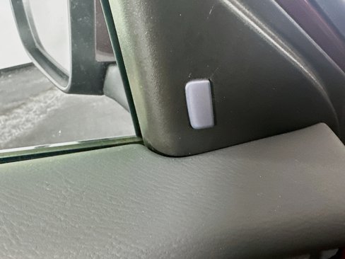 Used 2022 Nissan Sentra SV w/ Trunk Package image 16