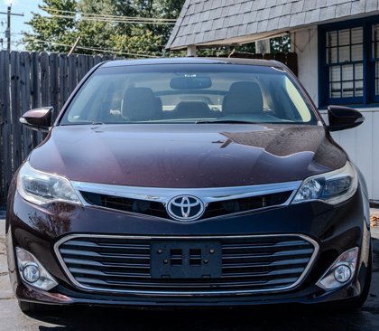 Used 2013 Toyota Avalon Limited image 8