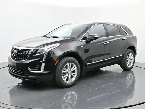 New 2025 Cadillac XT5 Luxury image 1
