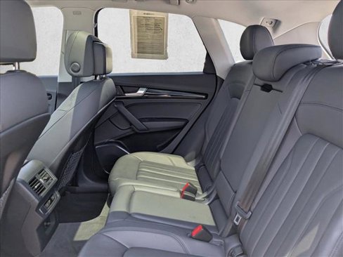 Used 2020 Audi Q5 2.0T Premium w/ Convenience Package image 18