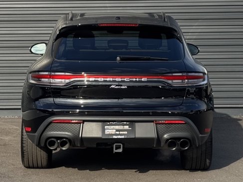 Certified 2025 Porsche Macan image 6