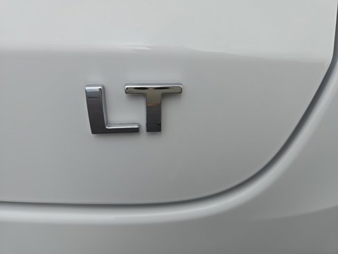 New 2025 Chevrolet Trax LT w/ LT Convenience Package image 10