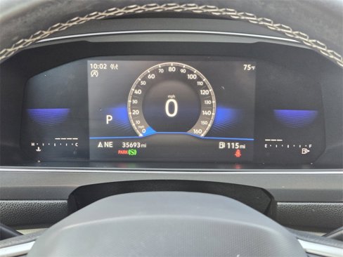 Used 2022 Volkswagen Tiguan SE image 18