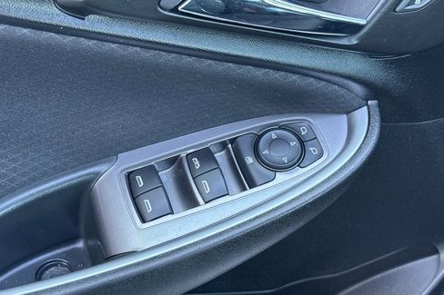 Used 2024 Chevrolet Malibu LT image 12
