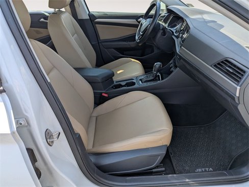 Used 2019 Volkswagen Jetta SE image 32