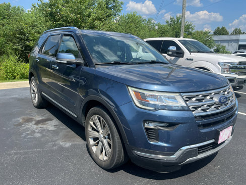 Used 2018 Ford Explorer Limited image 1