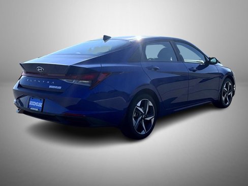 Certified 2023 Hyundai Elantra SEL w/ Convenience Package image 5