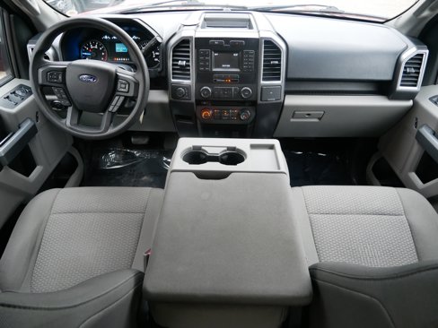 Used 2016 Ford F150 XLT image 9