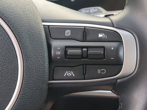 Used 2023 Kia Sportage EX image 23