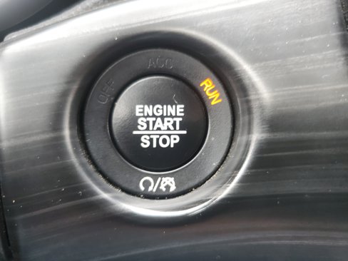 Used 2020 Jeep Grand Cherokee Altitude image 21