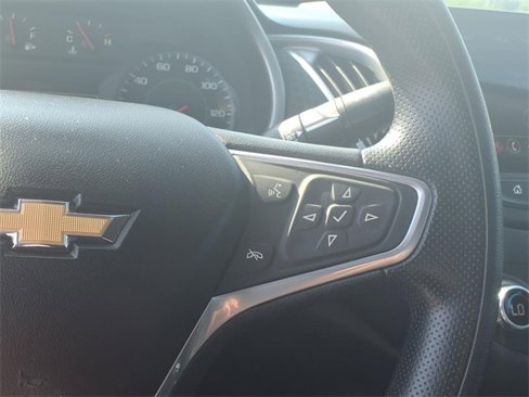 Used 2022 Chevrolet Malibu LT image 16