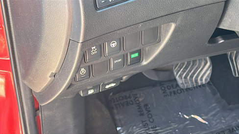 Used 2020 Nissan Rogue Sport SV w/ Technology Package image 13