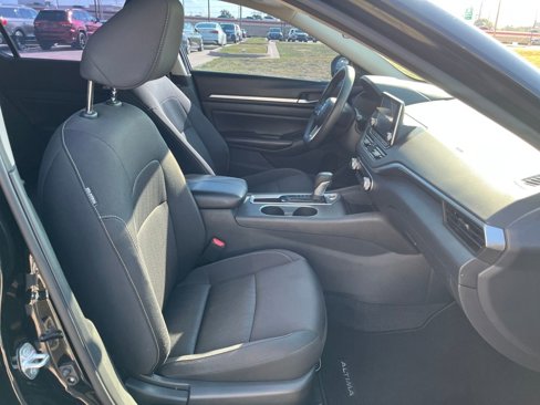 Used 2022 Nissan Altima 2.5 SV image 30