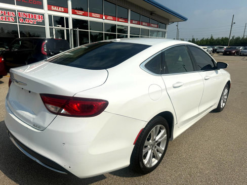 Used 2015 Chrysler 200 Limited w/ Convenience Group image 8