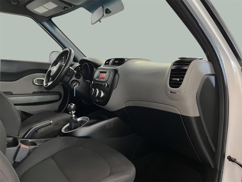 Used 2015 Kia Soul image 24