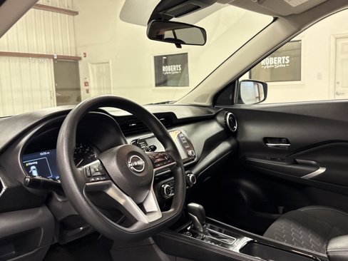 Used 2023 Nissan Kicks SV image 6