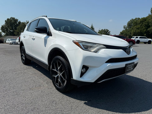 Used 2017 Toyota RAV4 SE image 8