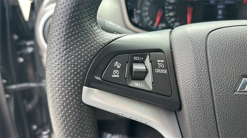 Used 2020 Chevrolet Sonic LT image 17