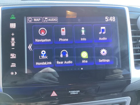 Used 2016 Honda Pilot Touring image 12