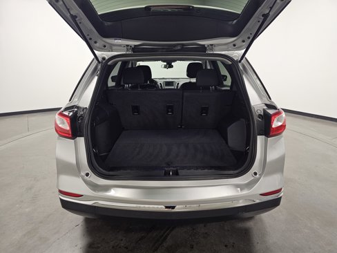 Used 2021 Chevrolet Equinox LT image 12