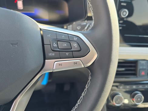 New 2025 Volkswagen Taos S image 30