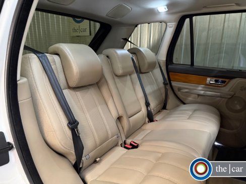 Used 2011 Land Rover Range Rover Sport Supercharged image 16