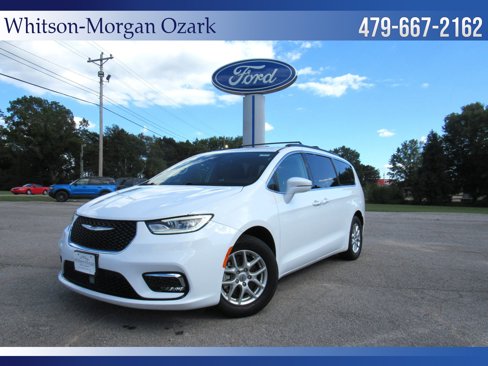 Used 2022 Chrysler Pacifica Touring-L image 1