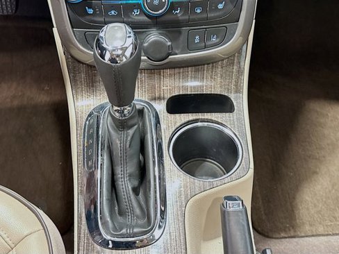 Used 2015 Chevrolet Malibu LTZ image 16