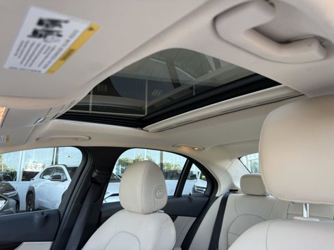 Used 2019 Mercedes-Benz C 300 4MATIC Sedan image 24