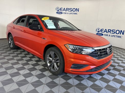 Used 2019 Volkswagen Jetta R-Line image 3