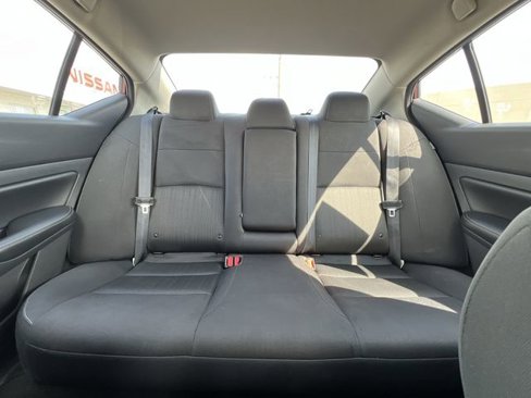 Used 2024 Nissan Altima 2.5 SV image 12