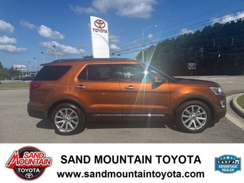 Used 2017 Ford Explorer Limited w/ Equipment Group 301A image 2