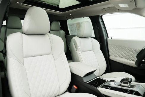 Used 2025 Mitsubishi Outlander SEL image 35