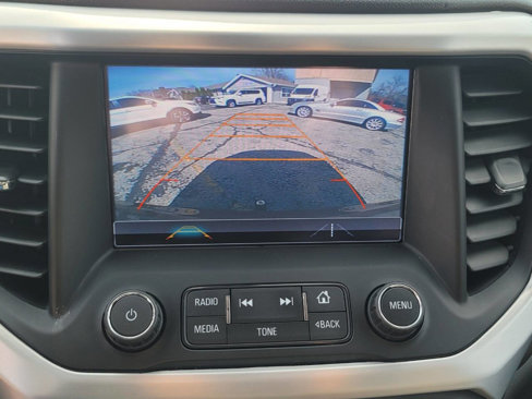 Used 2017 GMC Acadia SLT image 17