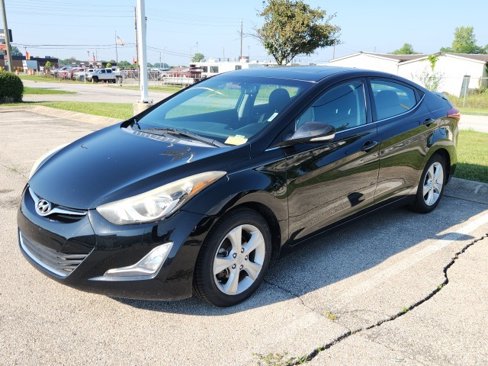 Used 2016 Hyundai Elantra Value Edition image 2