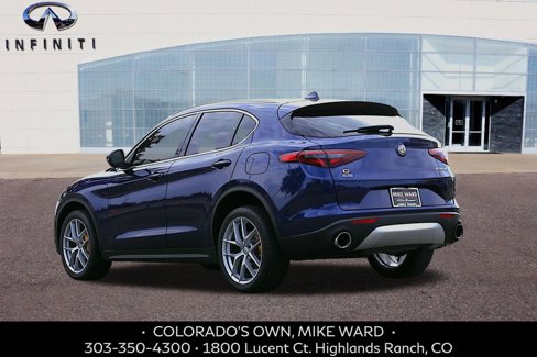 Used 2018 Alfa Romeo Stelvio AWD image 3