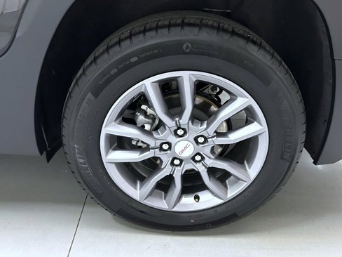 Used 2024 GMC Terrain SLT image 22