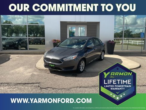 Used 2018 Ford Focus SE image 1
