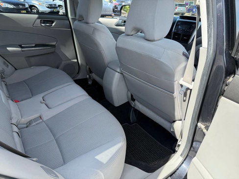 Used 2012 Subaru Forester 2.5X Premium image 46