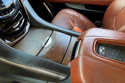 Used 2016 Cadillac Escalade ESV Premium image 15