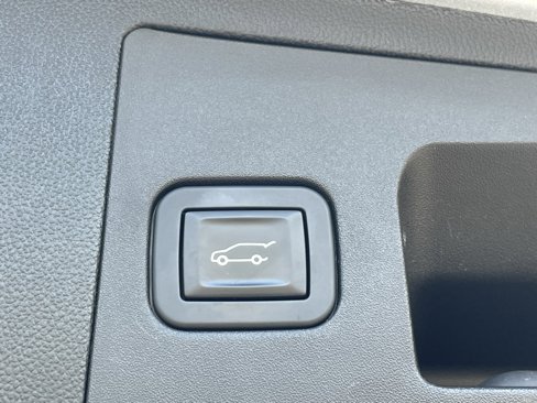 Used 2019 Cadillac XT5 Luxury image 19