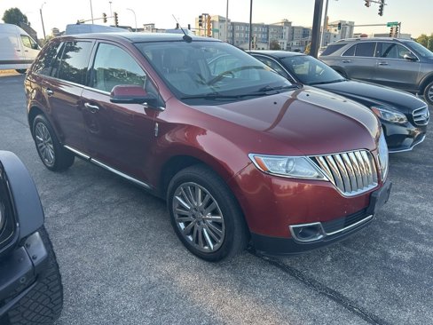 Used 2014 Lincoln MKX AWD w/ Equipment Group 102A image 7