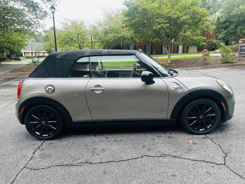 Used 2017 MINI Cooper S image 12