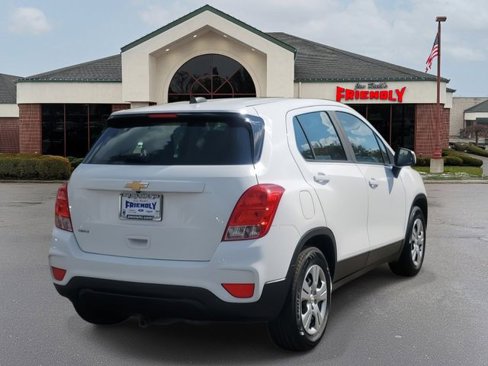 Used 2017 Chevrolet Trax LS image 4