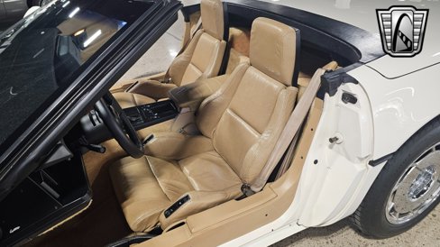 Used 1986 Chevrolet Corvette Convertible image 27