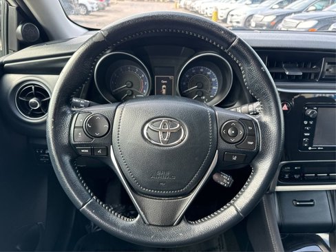 Used 2017 Toyota Corolla iM image 17
