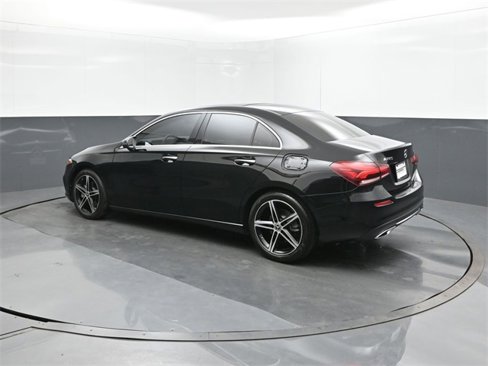 Used 2022 Mercedes-Benz A 220 image 5