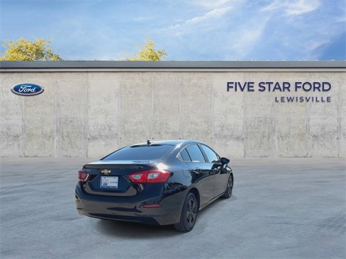 Used 2017 Chevrolet Cruze LS image 7