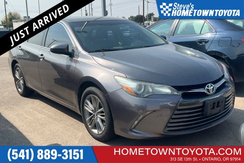 Used 2017 Toyota Camry SE image 1